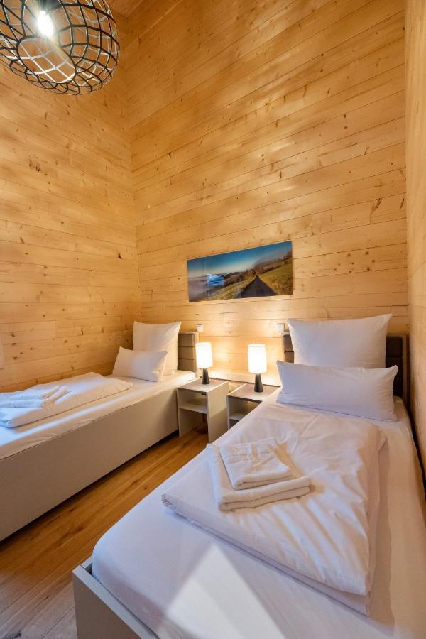 Netten Naturerlebnis Holz-Chalets Daun Luaran gambar