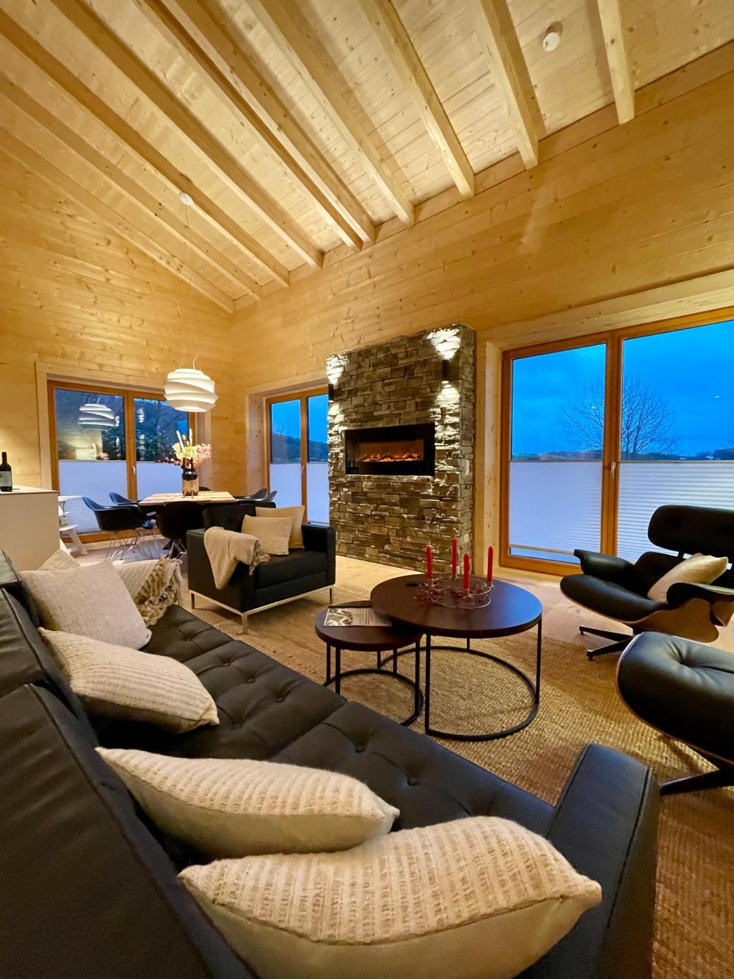 Netten Naturerlebnis Holz-Chalets Daun Luaran gambar